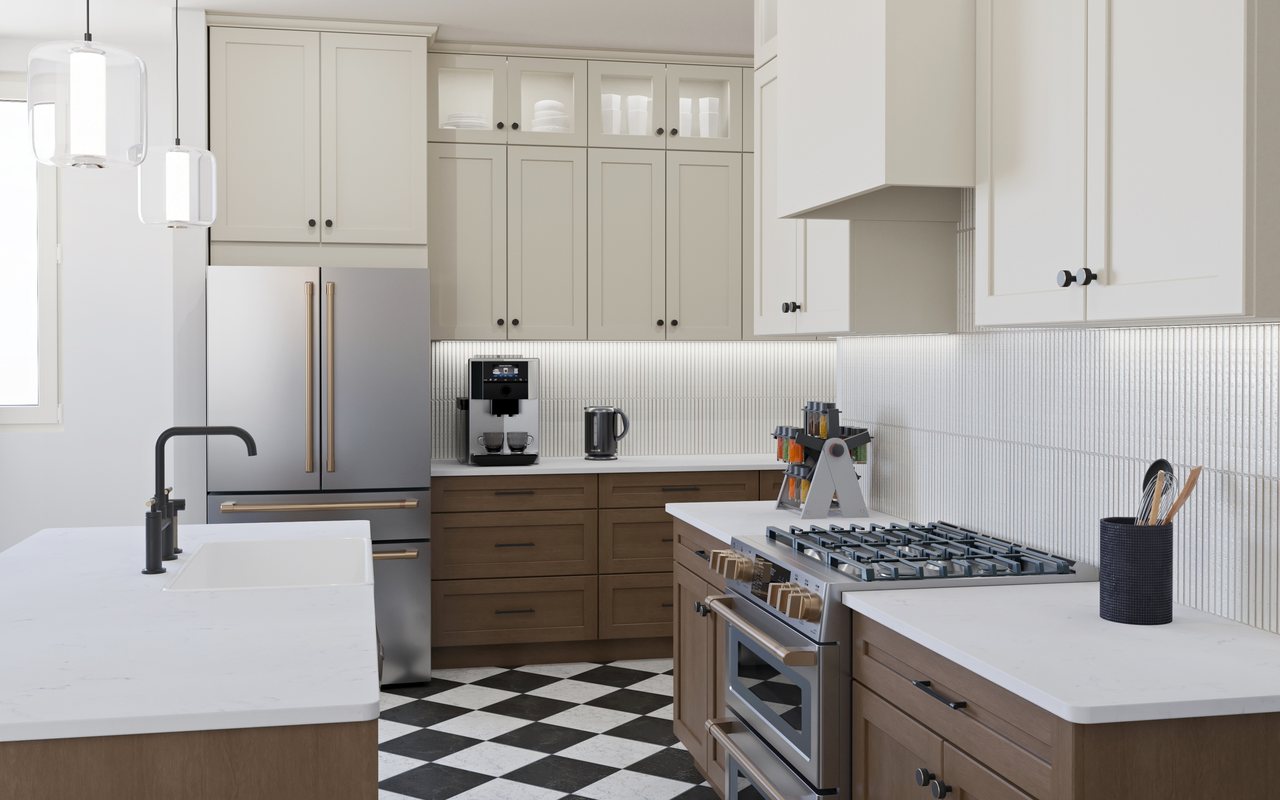 A kitchen with Glencove cabinets in Sleek White