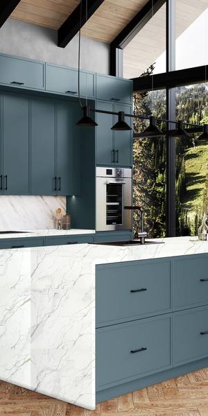 A kitchen with Versailles cabinets in Adirondack Blue