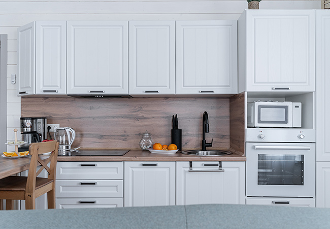 Kitchen Cabinet Replacement Designed for Las Vegas Homes